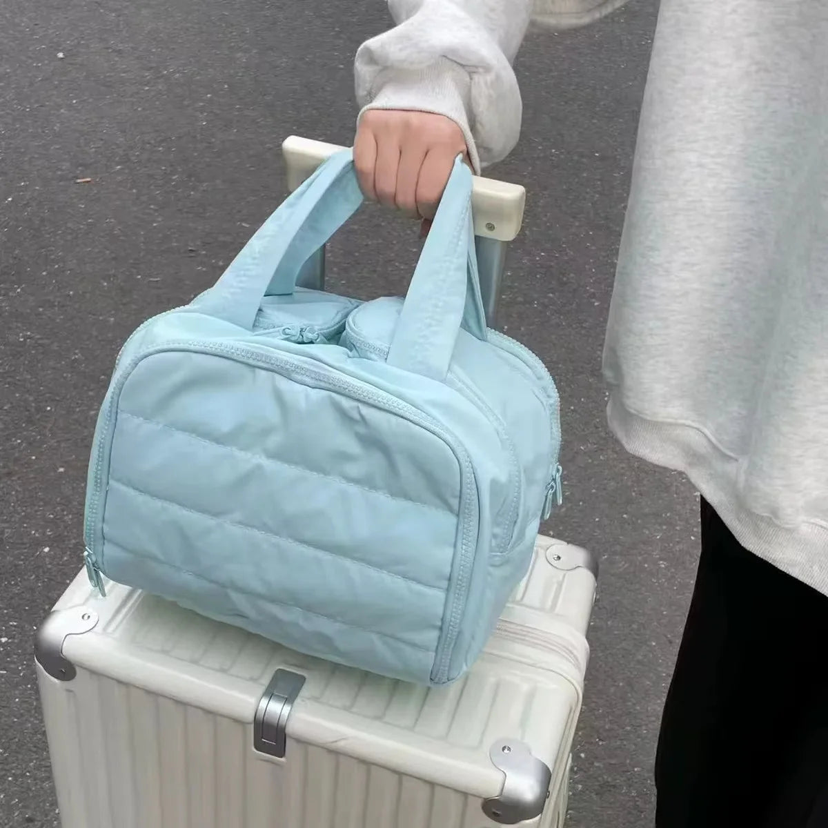 Trousse de Toilette de Soin & Maquillage Portable – Multi-Compartiments avec Séparation Sec et Humide pour Voyage