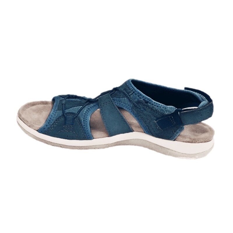 Flat sandals