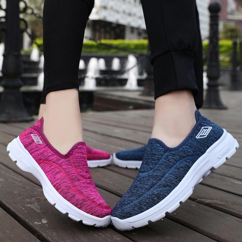 ULTRA Comfortable and Non-Slip Walking Shoes