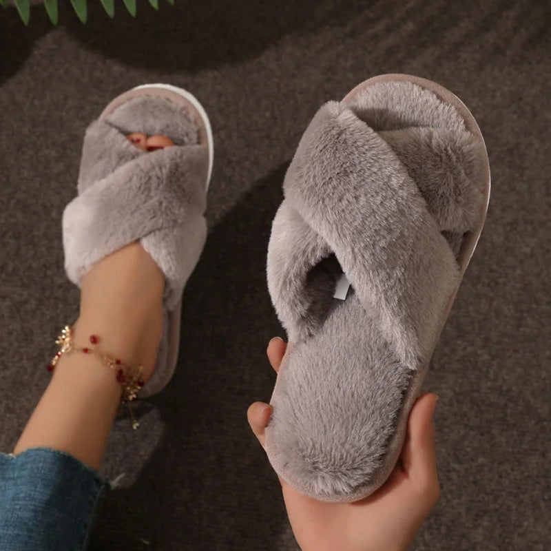 Women's Faux Fur Slippers