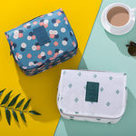 Trousse de toilette pratique à suspendre