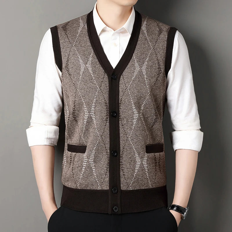 Sleeveless patterned knit cardigan