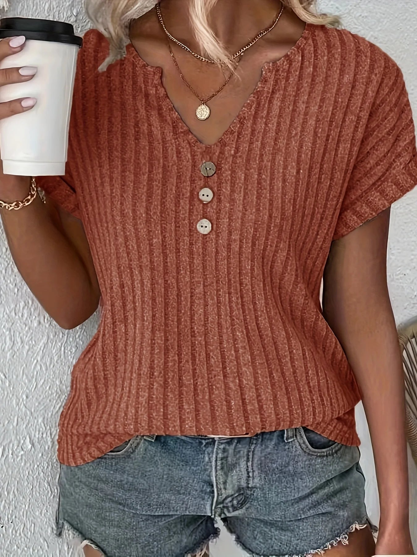 Women's Elegant Ribbed V-Neck Button-Up Top
