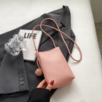 Compact Cross-Body Bag for Chic Outings