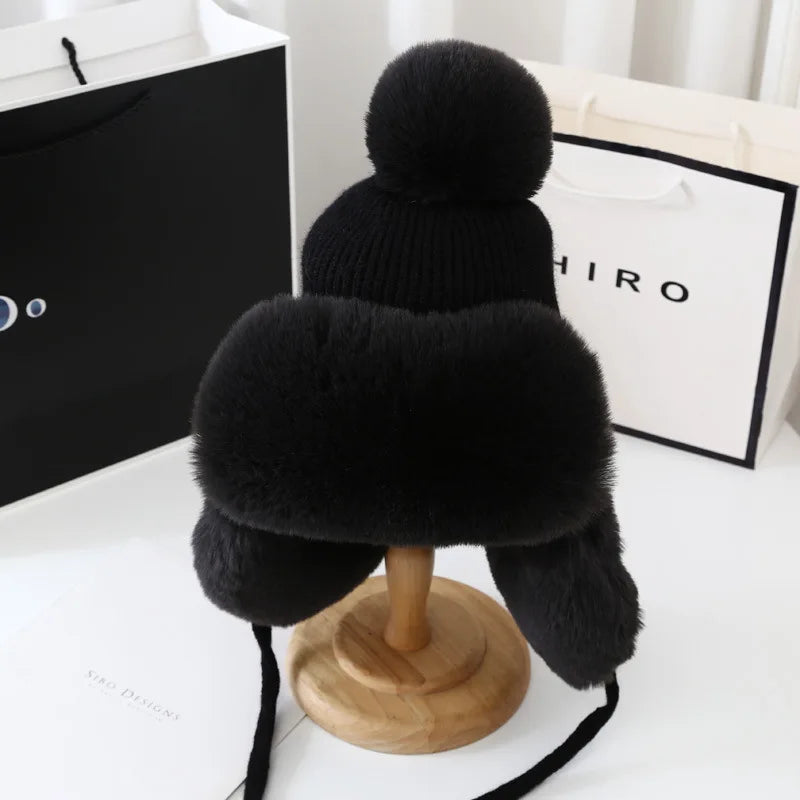 ULTRA Warm Pom-pom Beanie