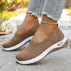 Chaussures Slip-On de Marche Femme en Maille Respirante – À Enfiler, Souples & Confortables – Semelle Compensée Antidérapante