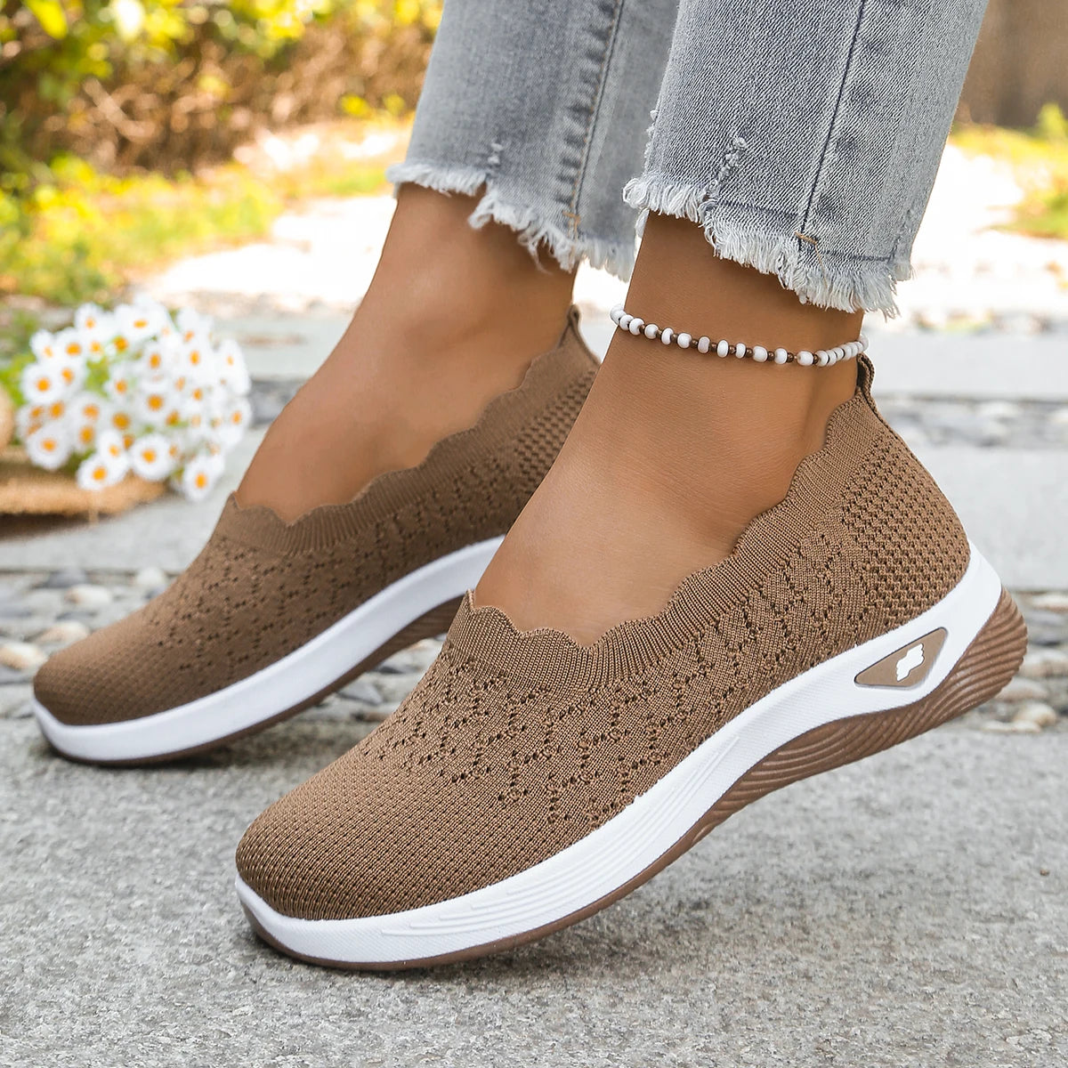 Chaussures Slip-On de Marche Femme en Maille Respirante – À Enfiler, Souples & Confortables – Semelle Compensée Antidérapante