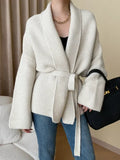 Cardigan en maille avec ceinture à nouer