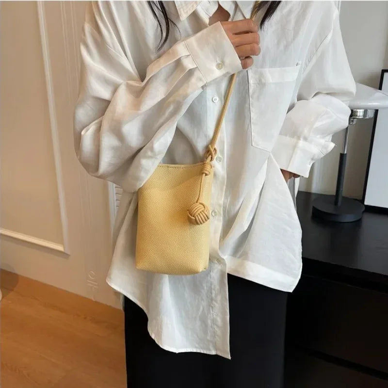 Compact Cross-Body Bag for Chic Outings