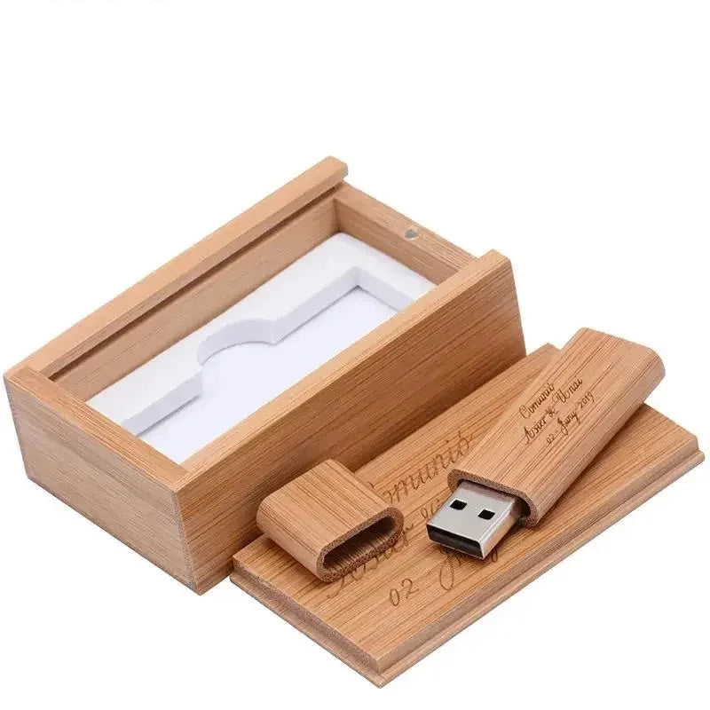 Clé USB dans sa Boîte en Bois