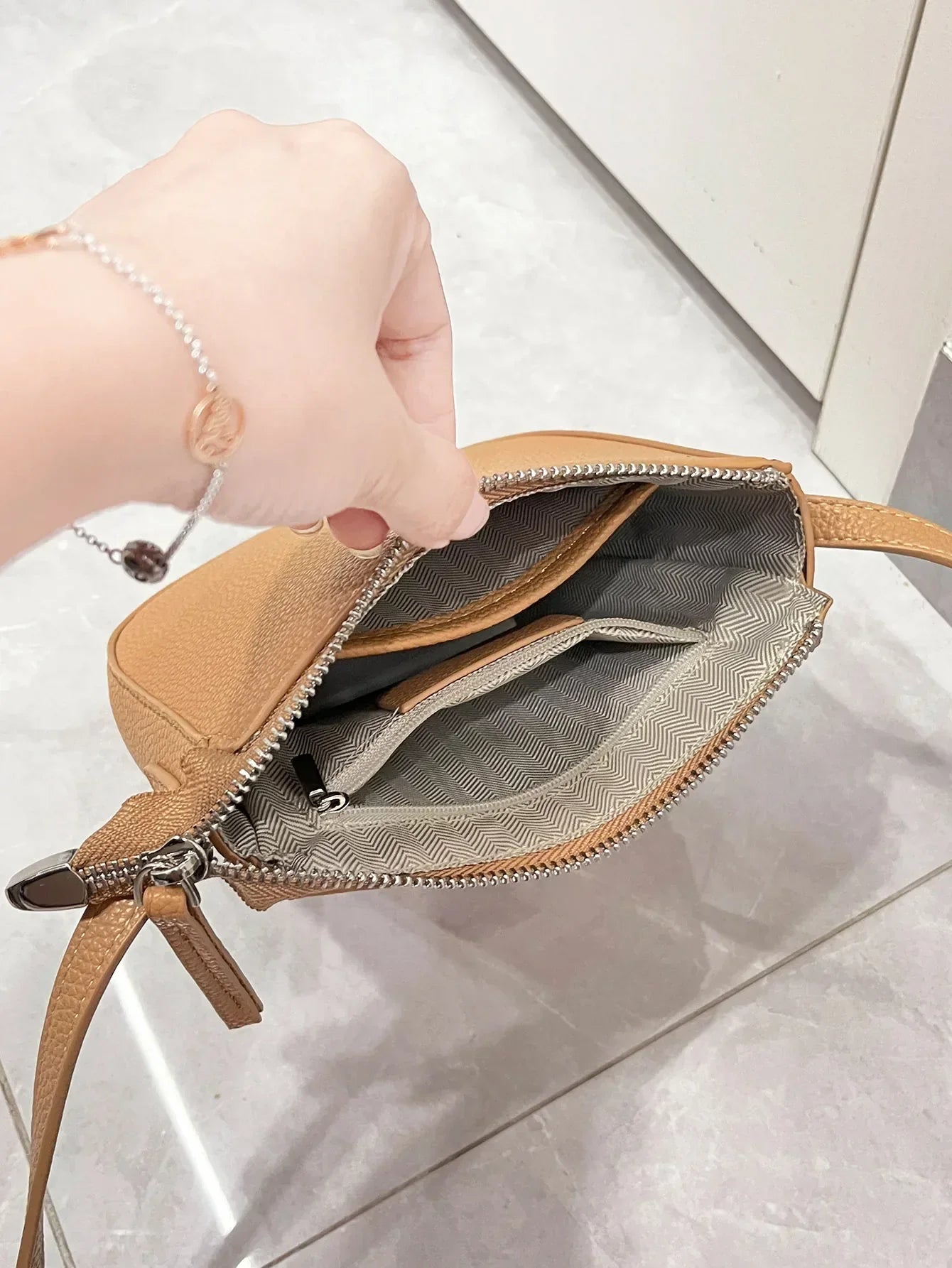 Pebbled Leather Mini Shoulder Bag – Discreet Elegance