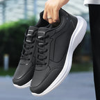 Men's lightweight lace-up sneakers