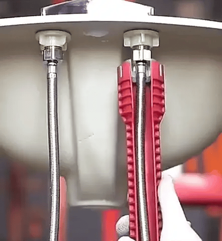 14-in-1 Pipe Wrench Kit - Sink Installation