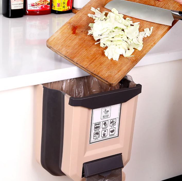 Retractable kitchen bin