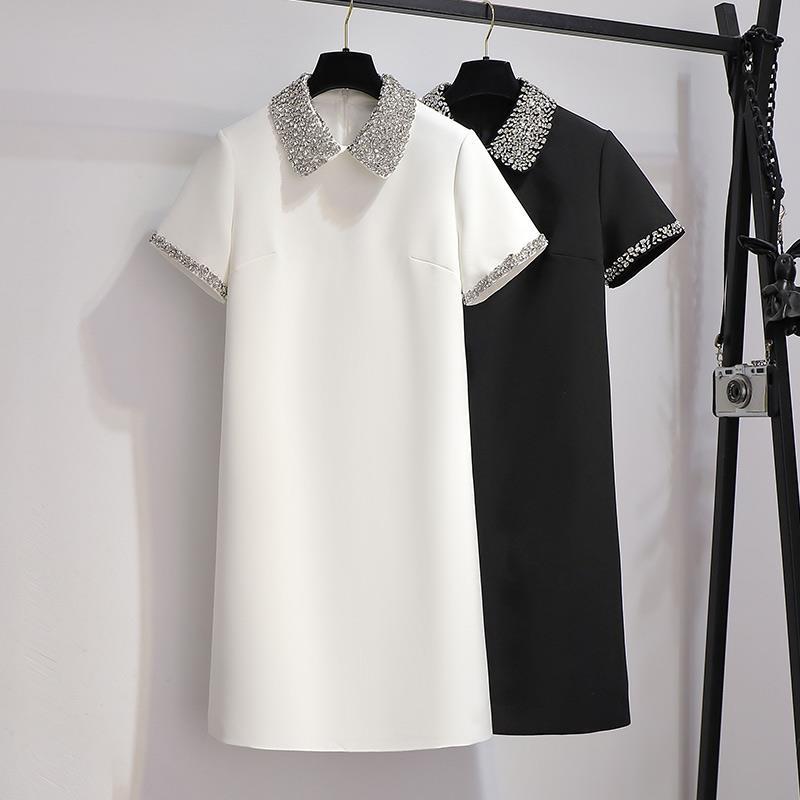 Robe courte Chic avec col scintillant - Femme