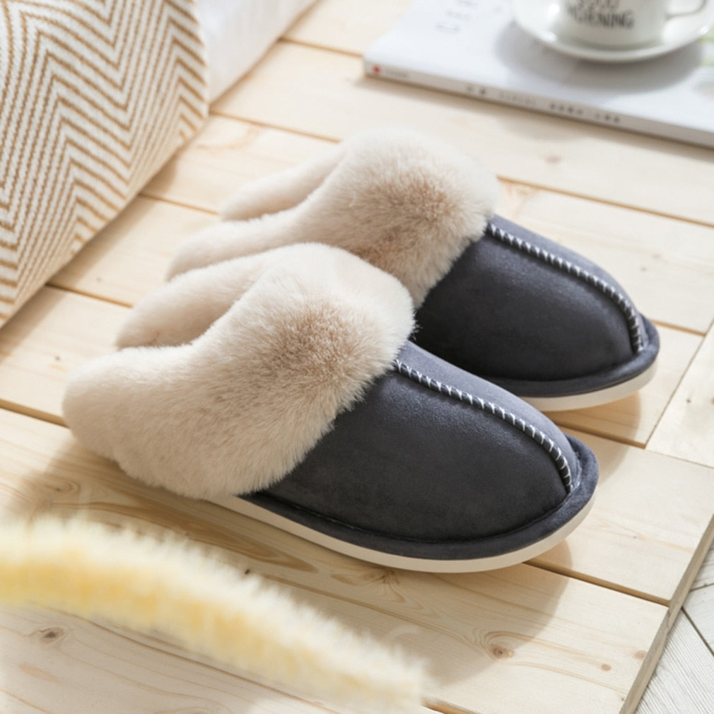 Chaussons intérieur fourrure gris foncé