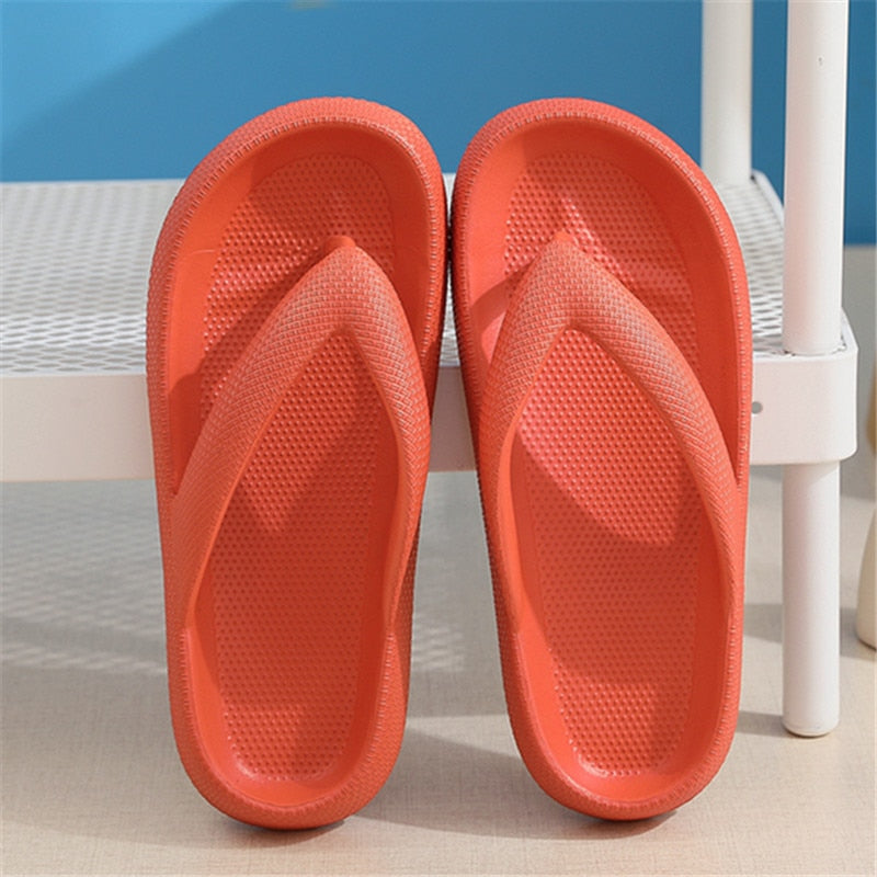 Tongs-mixte-à-semelle-épaisse
