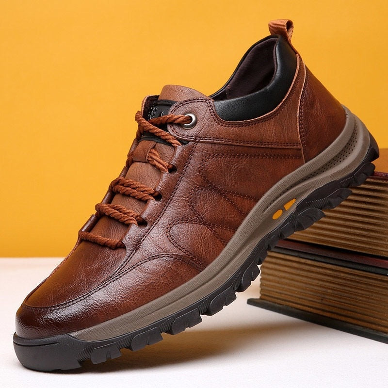 Chaussures d'automne en cuir résistant