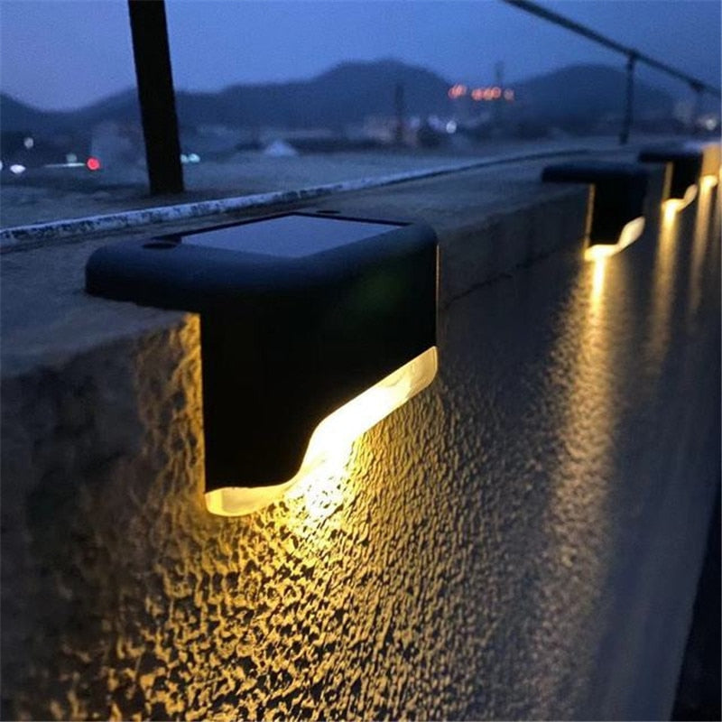 4x-Appliques-LED-solaires-pour-escaliers-et-clôtures