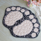 Ultra-absorbent foot-shaped bath mat