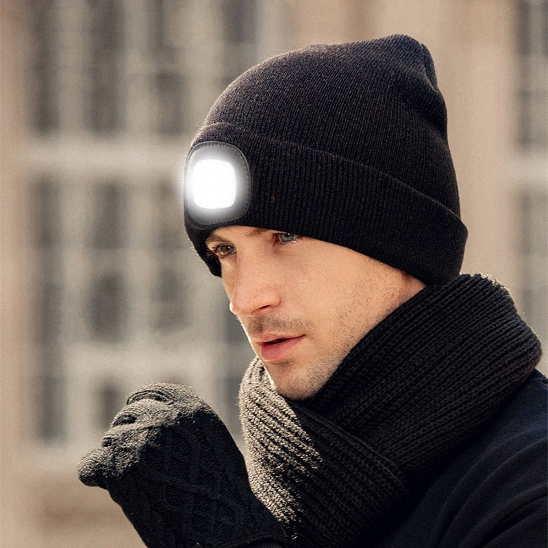 Bonnet avec lampe LED