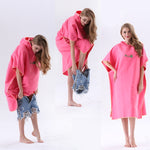 Poncho-serviette-en-microfibre-séchage-rapide