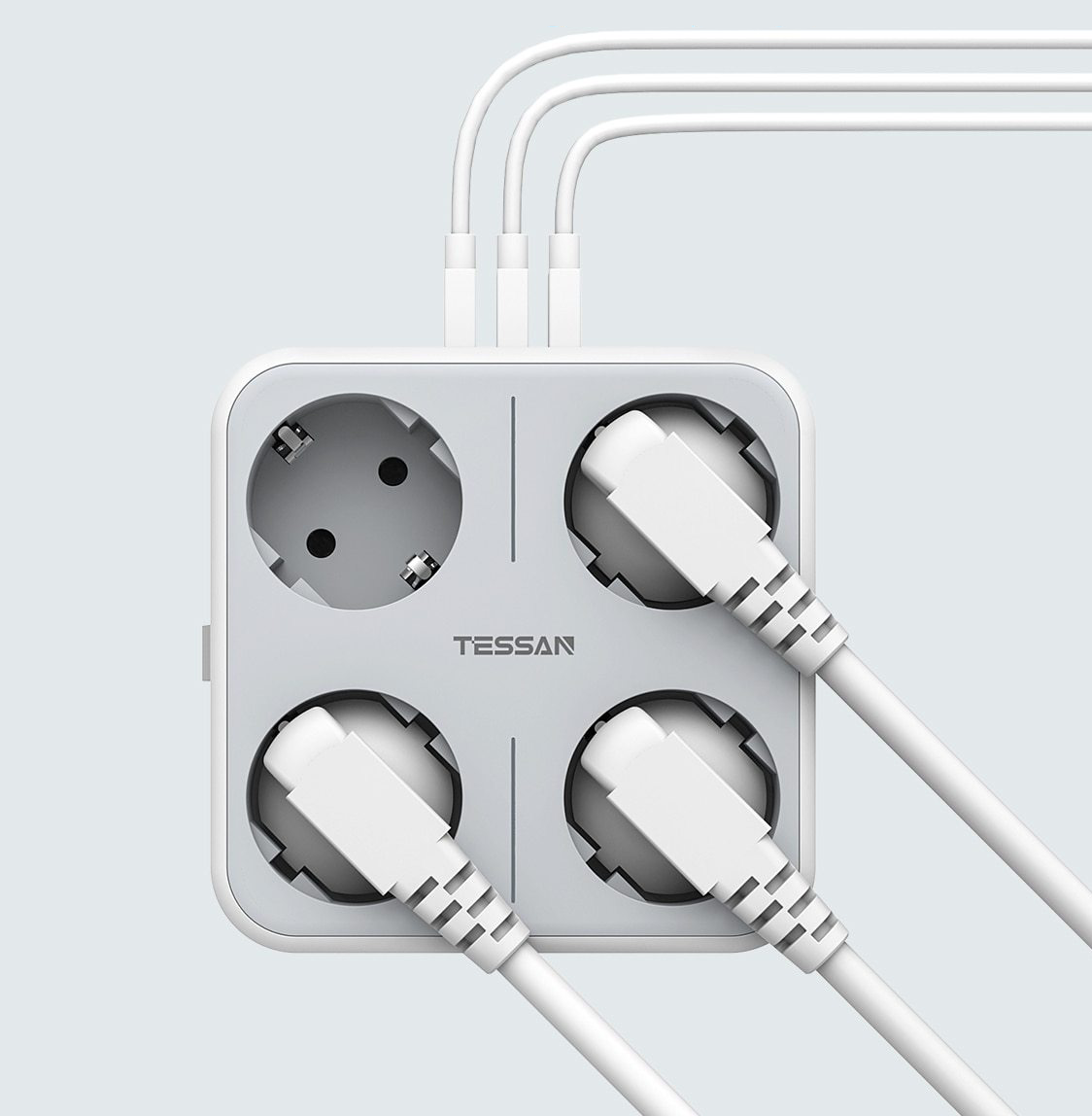 Multiprise avec 4 prises et 3 ports USB